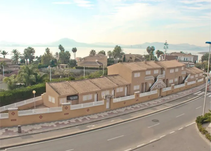 奥林匹亚花园公寓 公寓 *