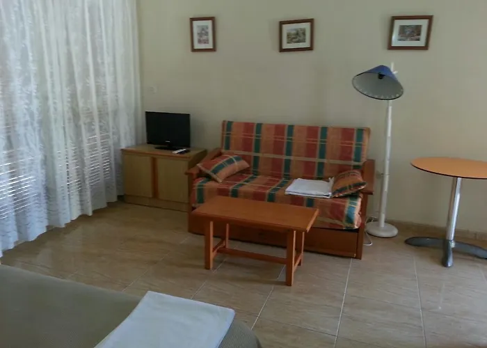 奥林匹亚花园公寓